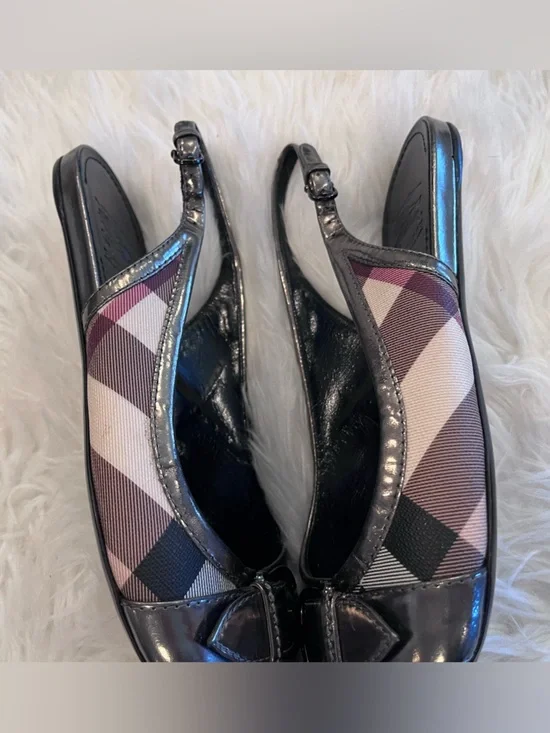 Burberry 38 Pewter Metallic Nova Check Sling-Back Peep-Toe Flats - Picture 3 of 11